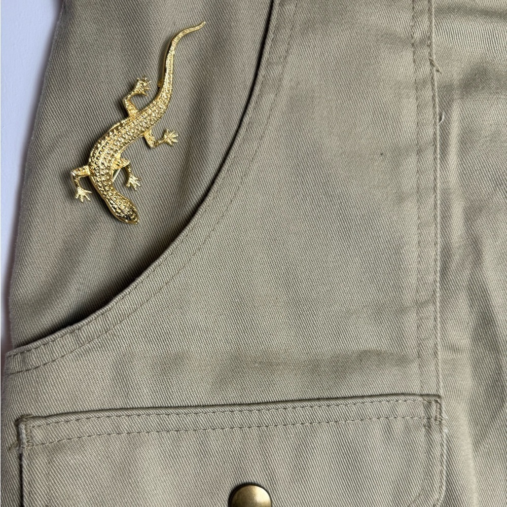 Vintage Woolrich Cargo Khaki Shorts Custom Brooch - Picture 2 of 8
